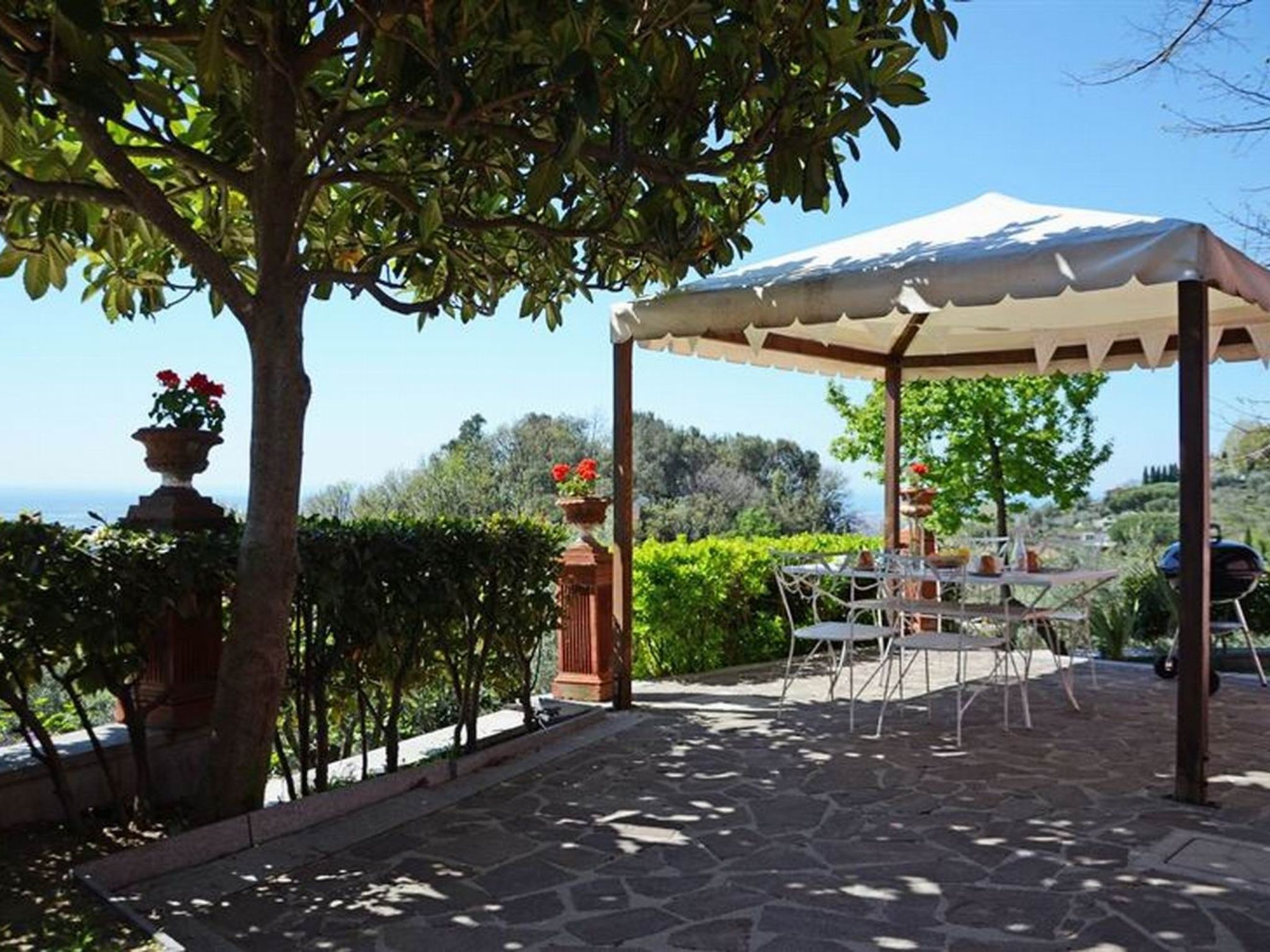 Wohnung 'Cecilia6' mit Gemeinschaftspool-Dehors