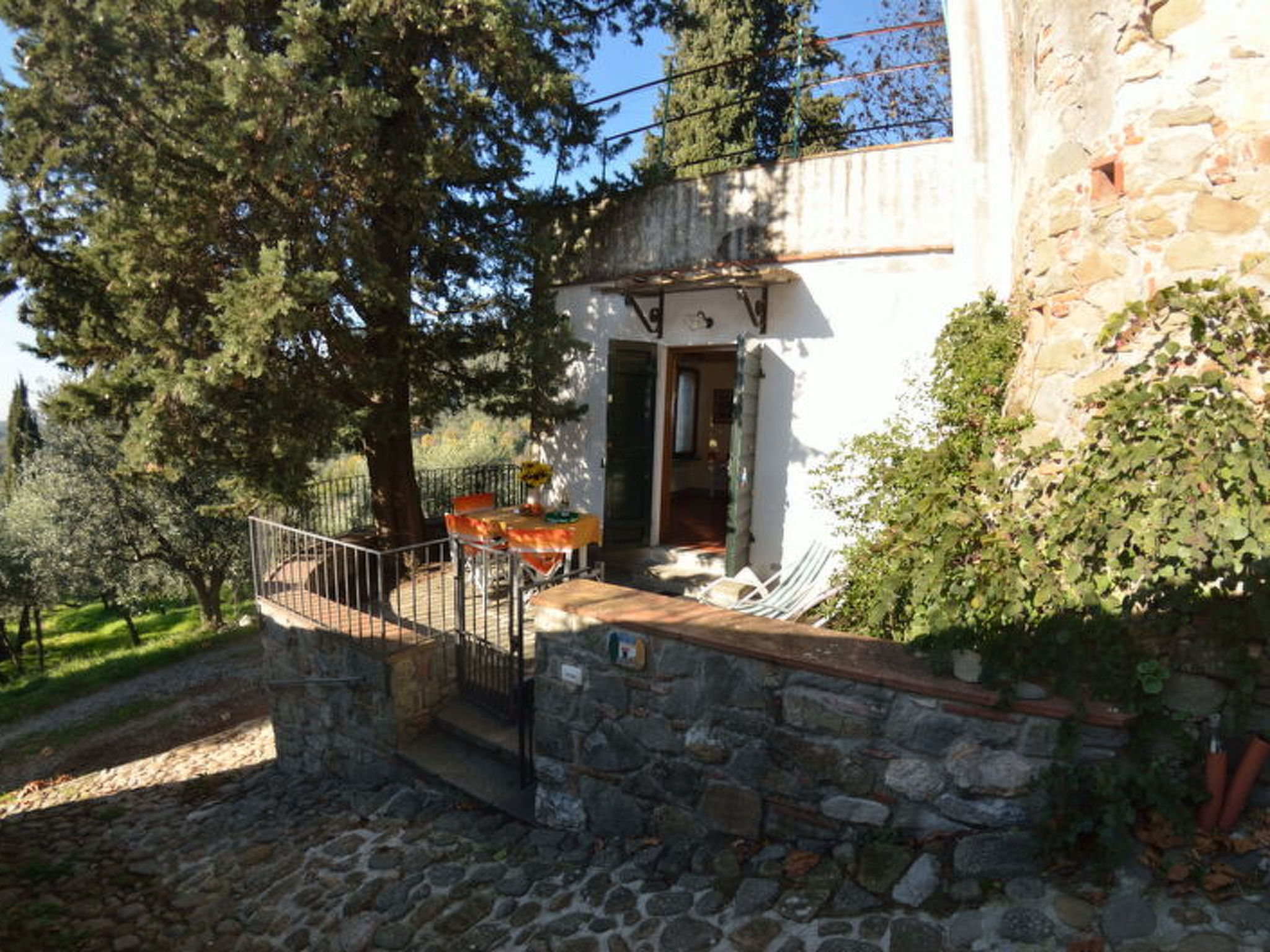 La Cipressa