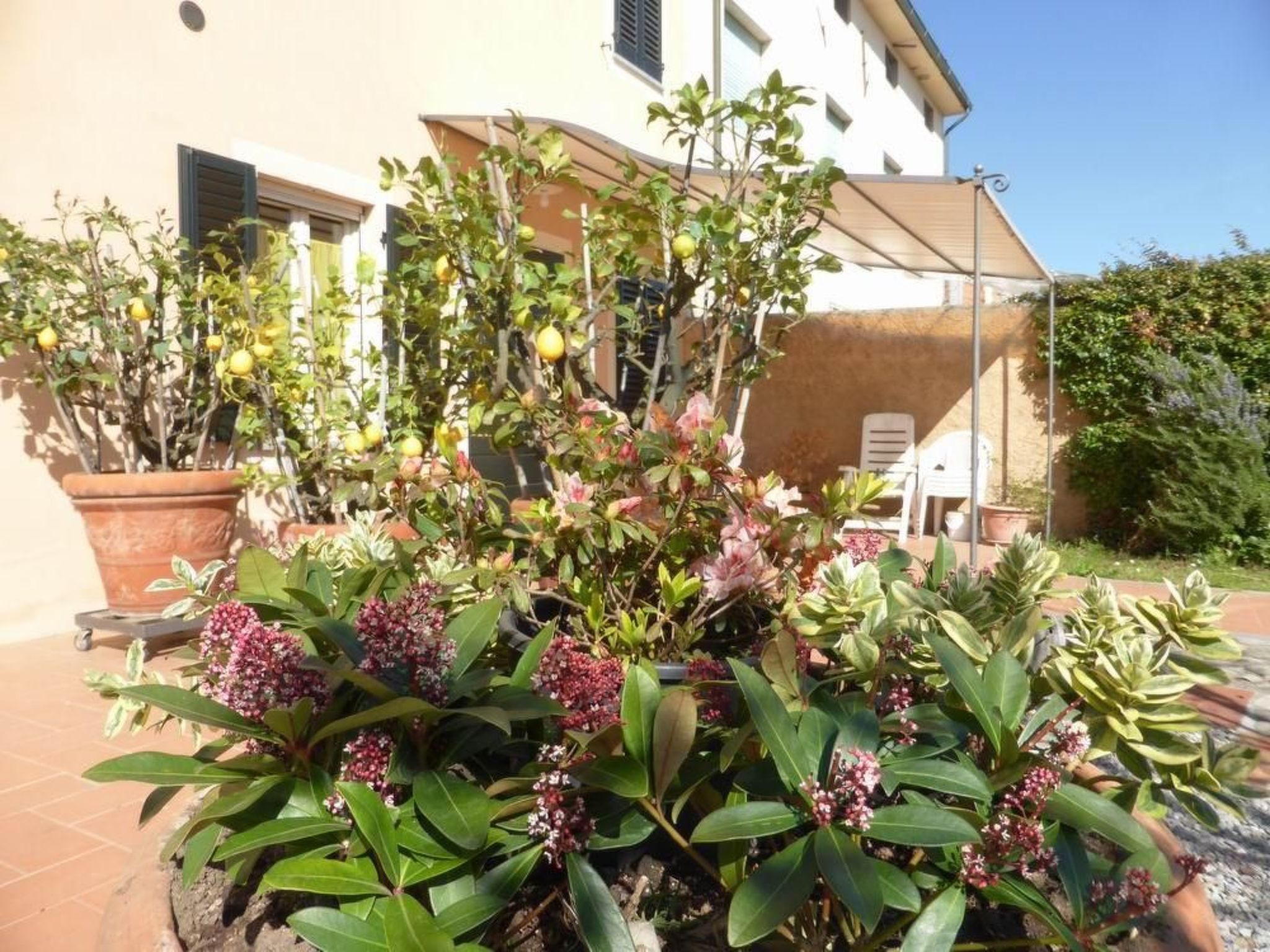 Unterkunft in einer Villa, Schwimmbad und großer Garten-Inside