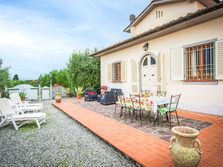 Vrijstaand vakantiehuis Villa Malula in Capannori voor 9 personen in Capannori