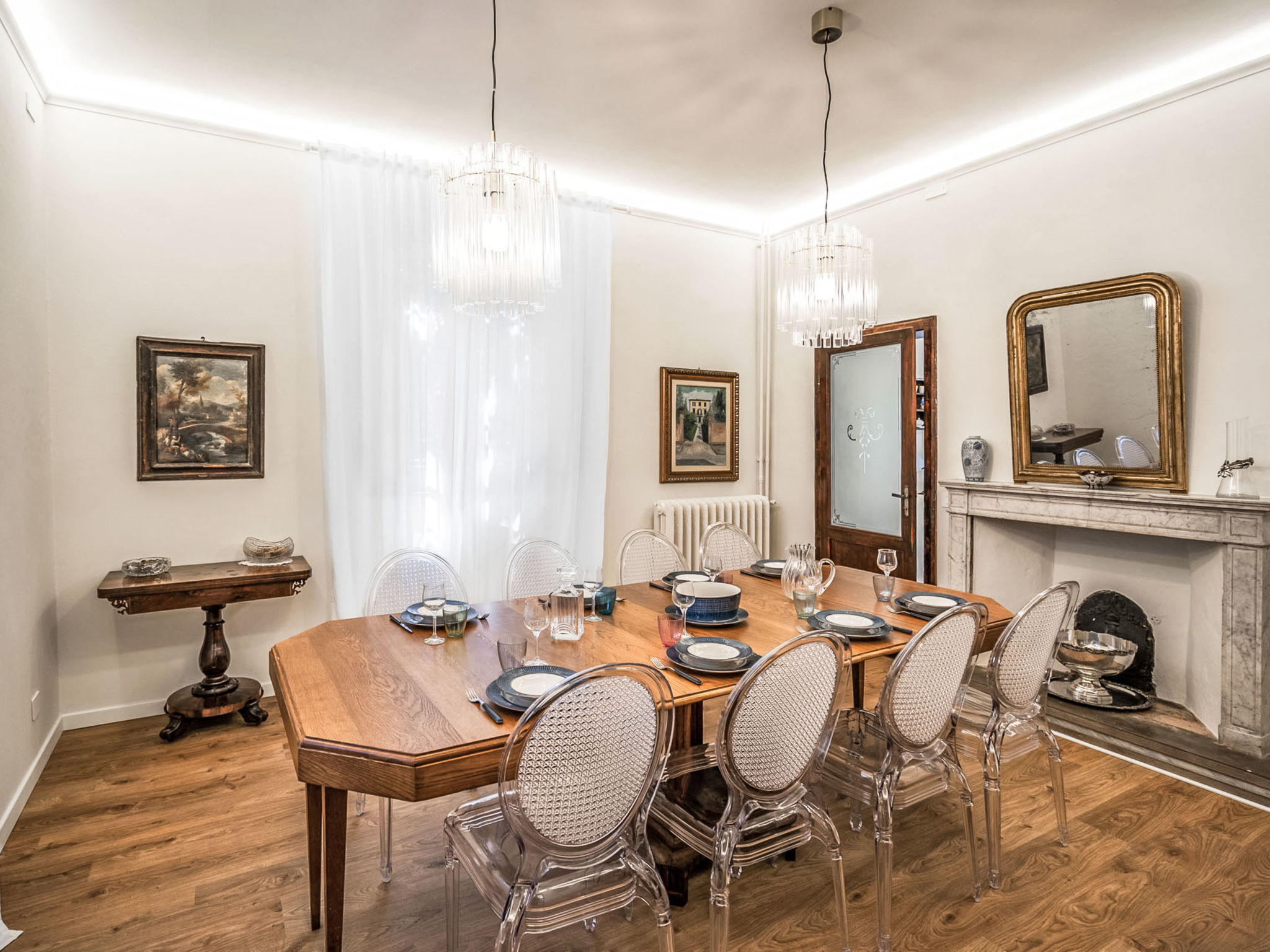 Villa mit Garten und privatem Pool - Inside