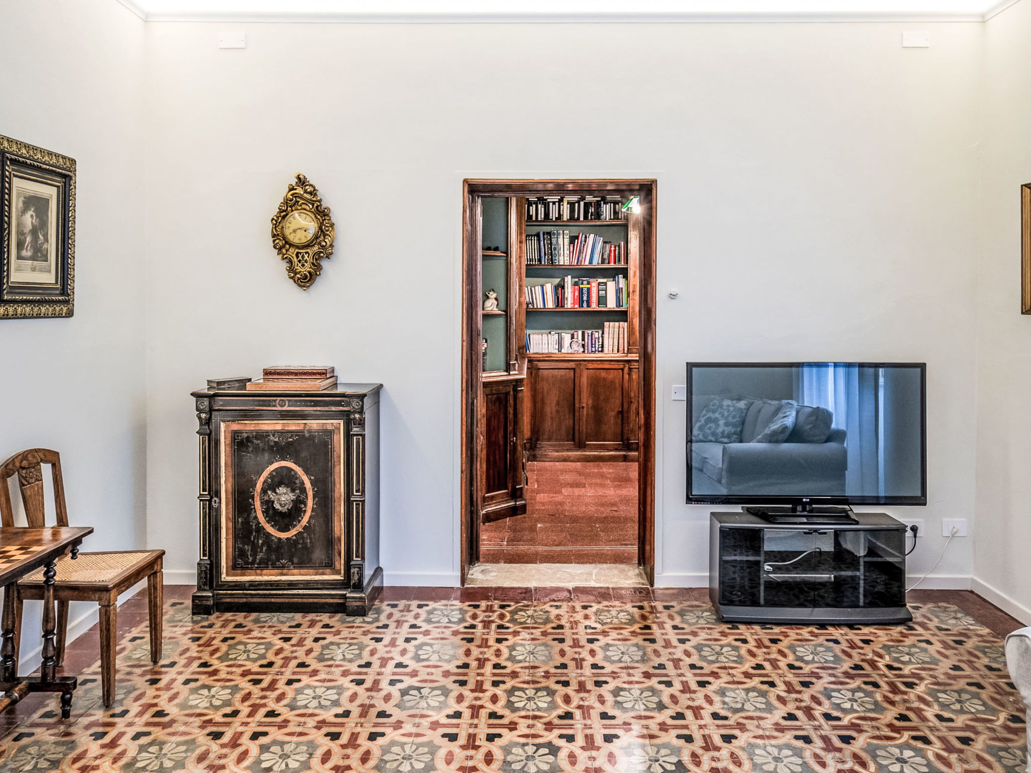 Villa mit Garten und privatem Pool - Inside