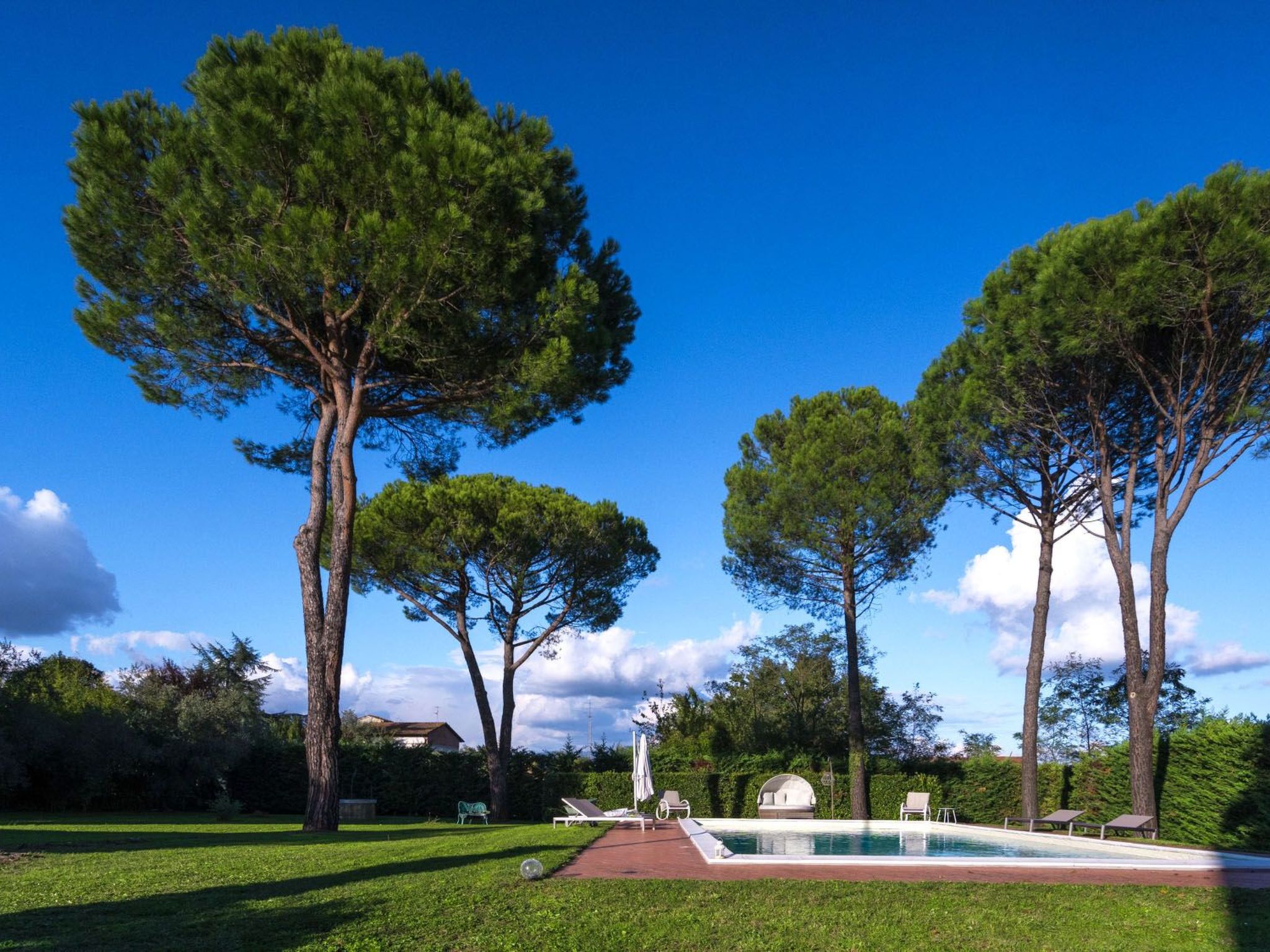 Villa mit Garten und privatem Pool-Binnen