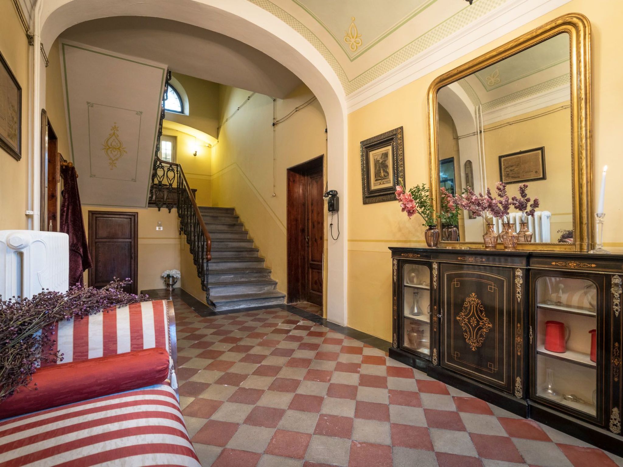 Villa mit Garten und privatem Pool-Binnen