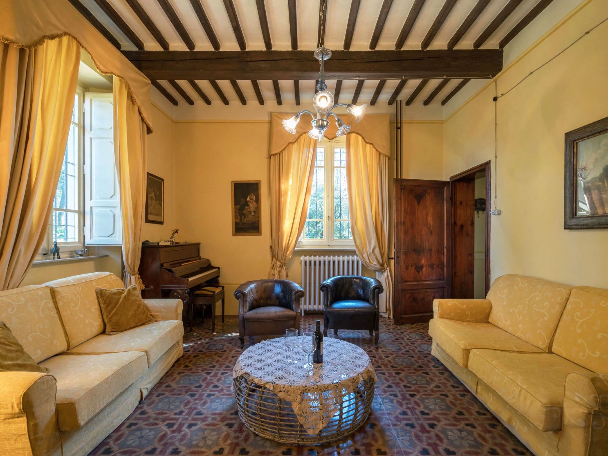 Villa mit Garten und privatem Pool-Binnen