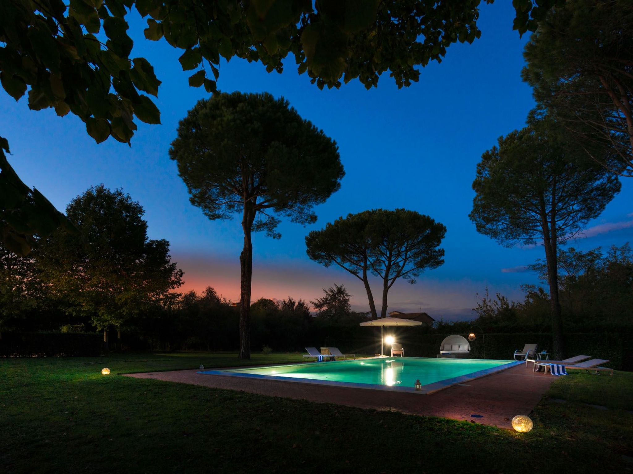 Villa mit Garten und privatem Pool-Binnen