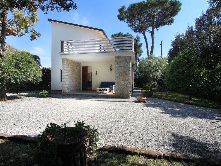 Silvia Villa in Forte dei Marmi