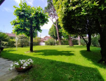 Villa Martino: Luxe villa voor 12 personen op 420 meter van zee in Forte dei Marmi - thumbnail 6