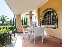 Villa Rita: Ruime vakantiewoning met omheinde tuin op 1,2 km van zee - thumbnail 5