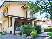Villa Rita: Ruime vakantiewoning met omheinde tuin op 1,2 km van zee - thumbnail 2