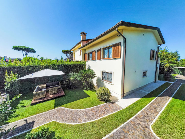 6-persoons vrijstaande villa Stefano in Forte dei Marmi in Forte dei Marmi