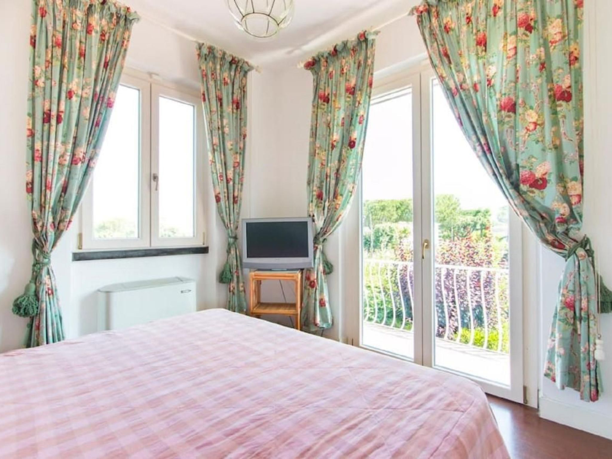 Villa Rita-Image-tags.info