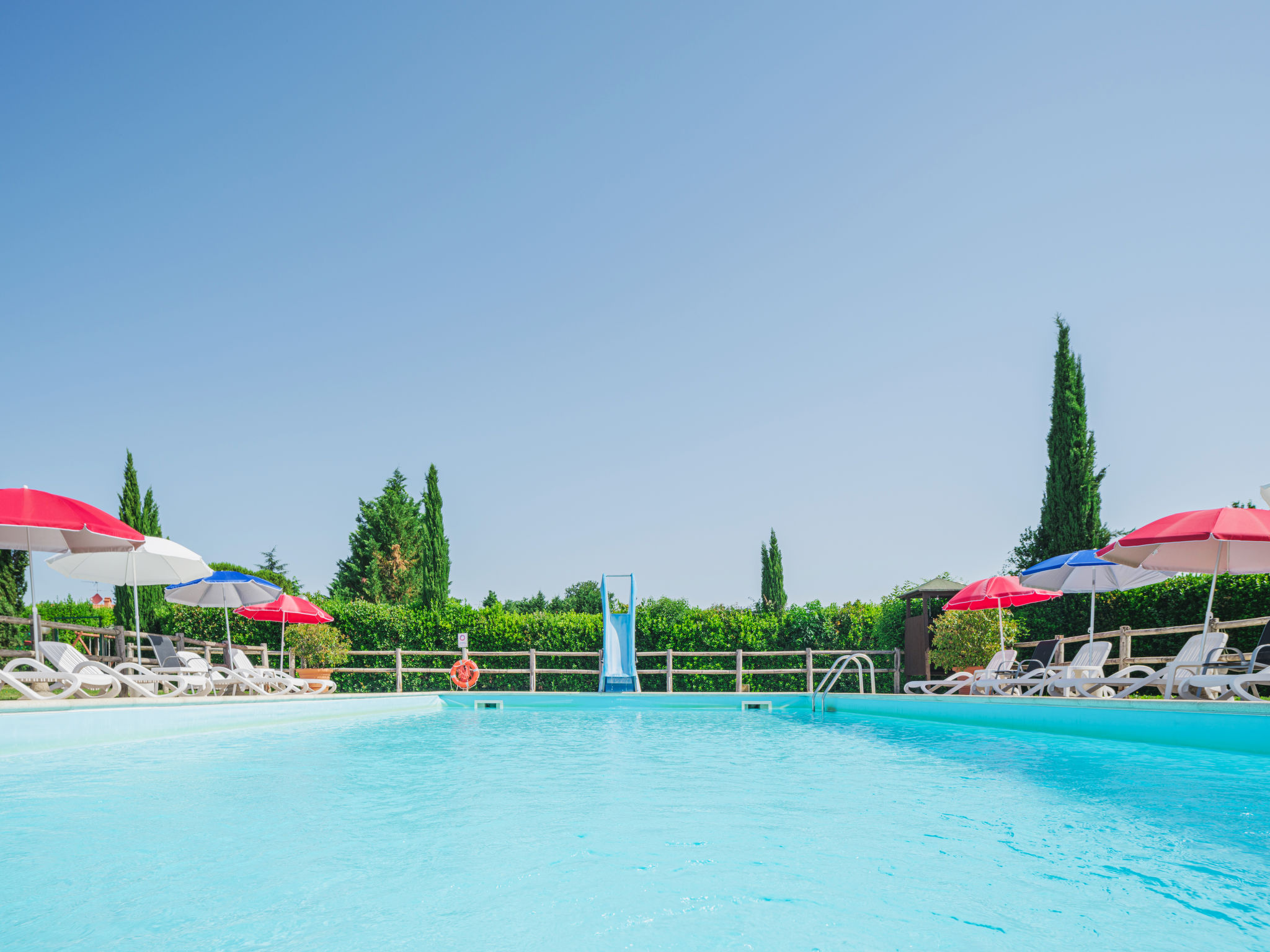 Appartement Ponziani – Piscine extérieure, photo 43 sur 44