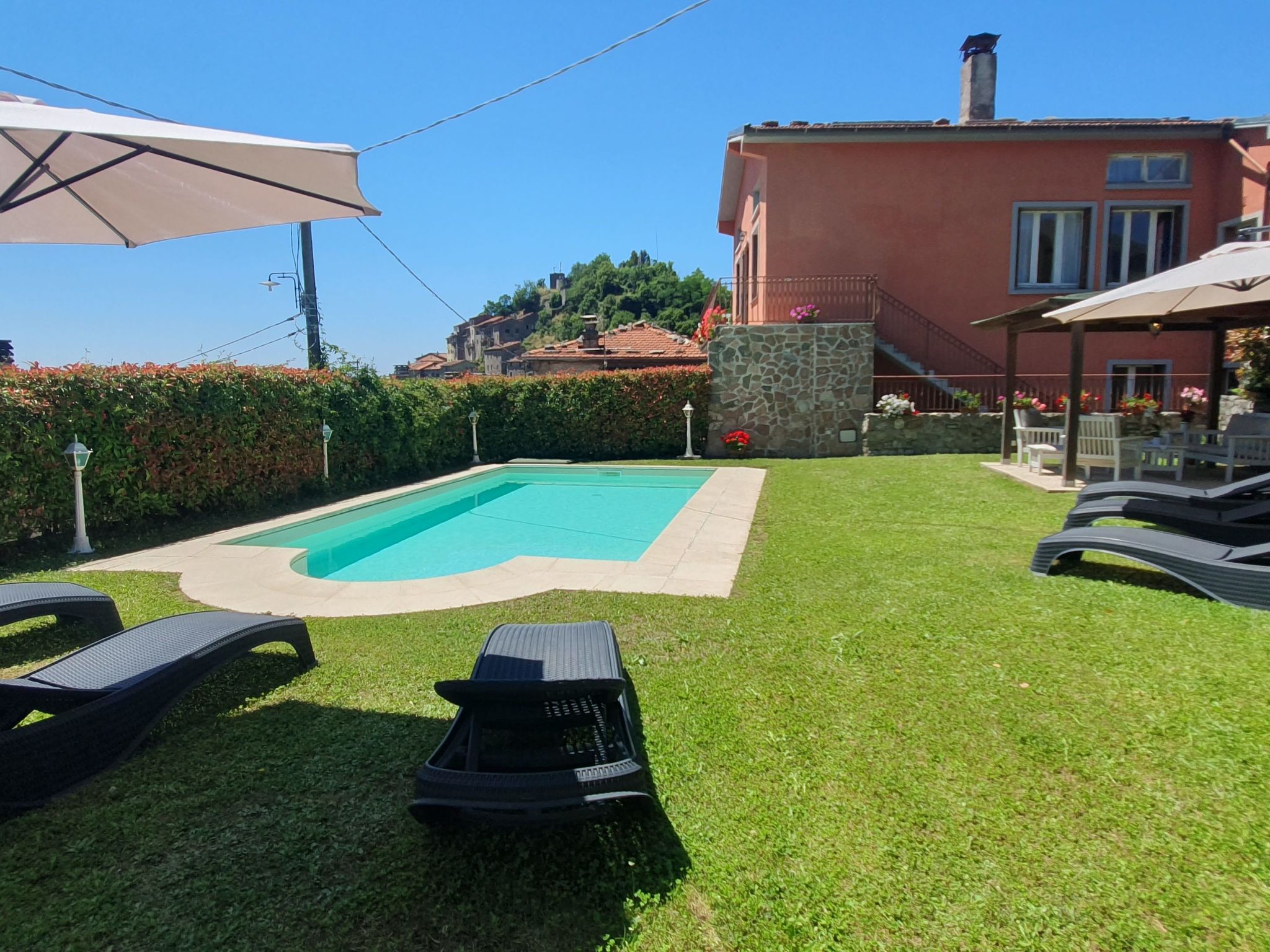 Villa 'Monticello' mit eigenem Pool-Binnen