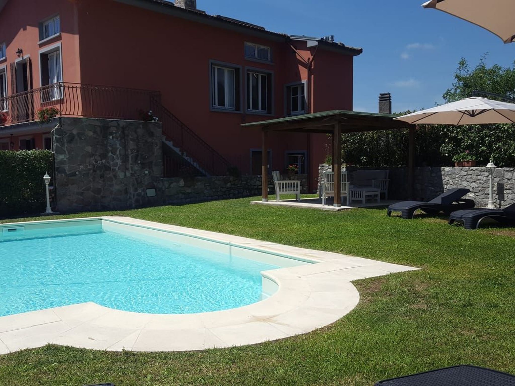 Villa 'Monticello' mit eigenem Pool-Binnen