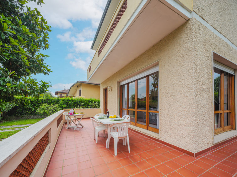 Search and Stay destination Marina di Pietrasanta, Toscana - Italy from AU$ 311. Maria Luisa