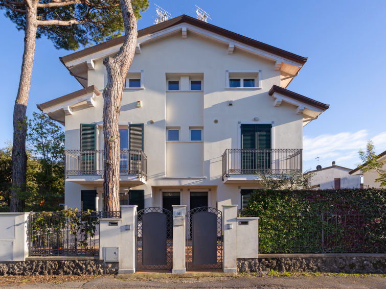 6-persoons appartement Michelangelo II in Marina Pietrasanta in Marina Pietrasanta