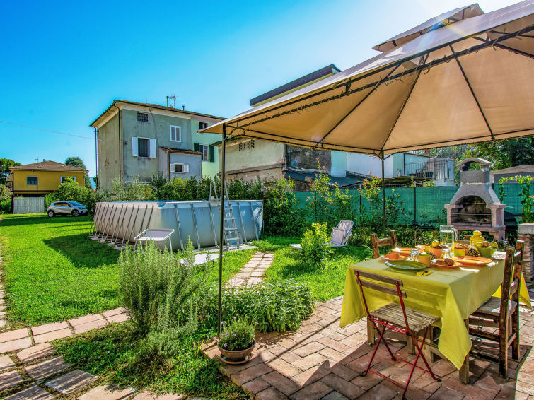 Pinot Apartment in Lucca