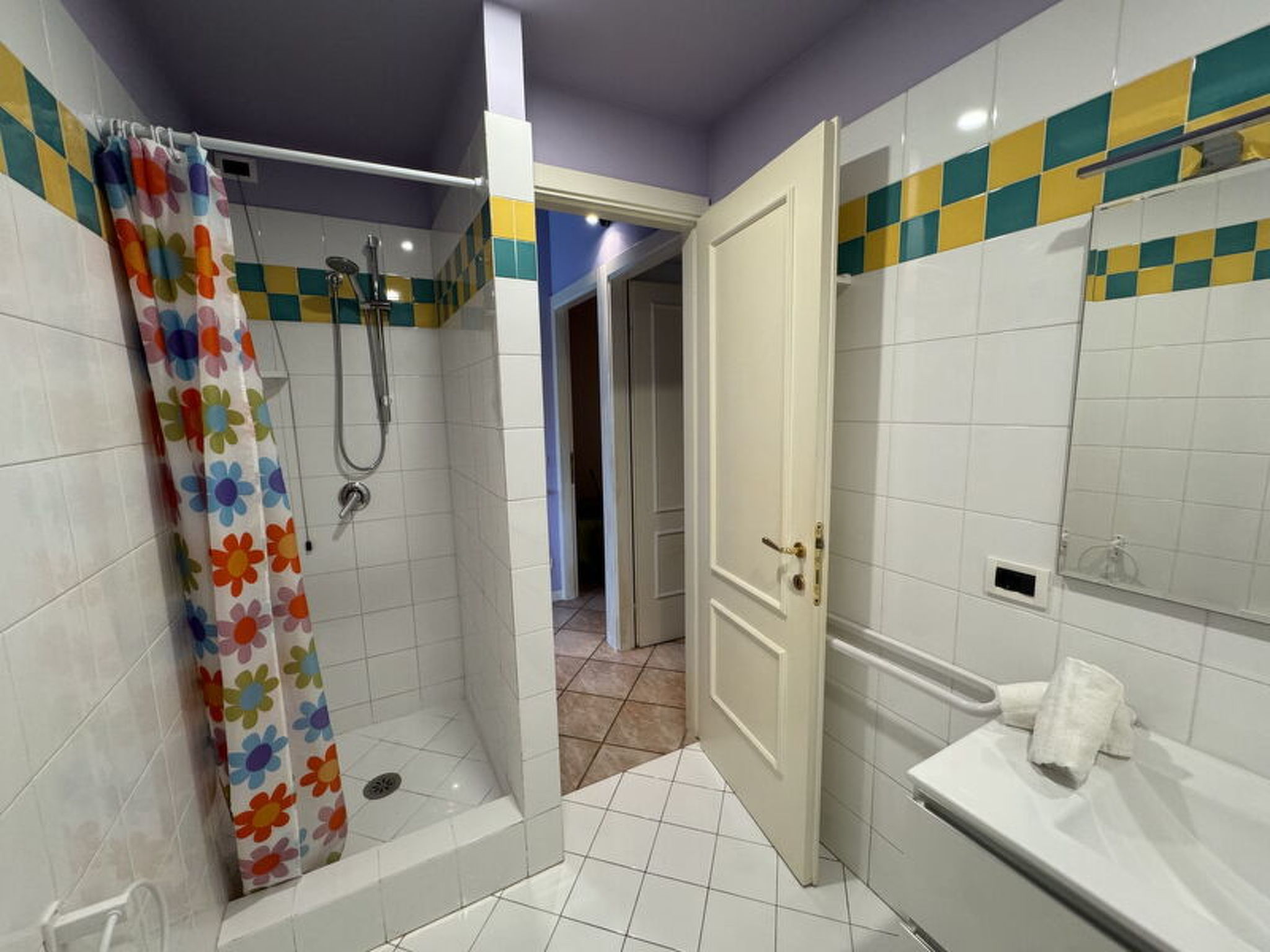 Photo of Green Hills 13