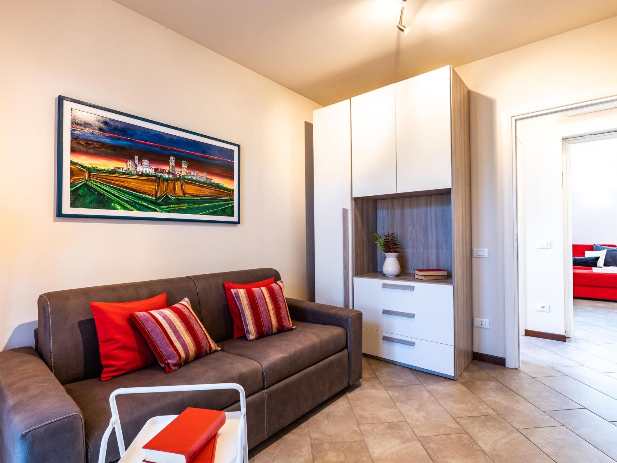 Photo of Wohnung mit separatem Eingang und kleinem privaten Innenhof.