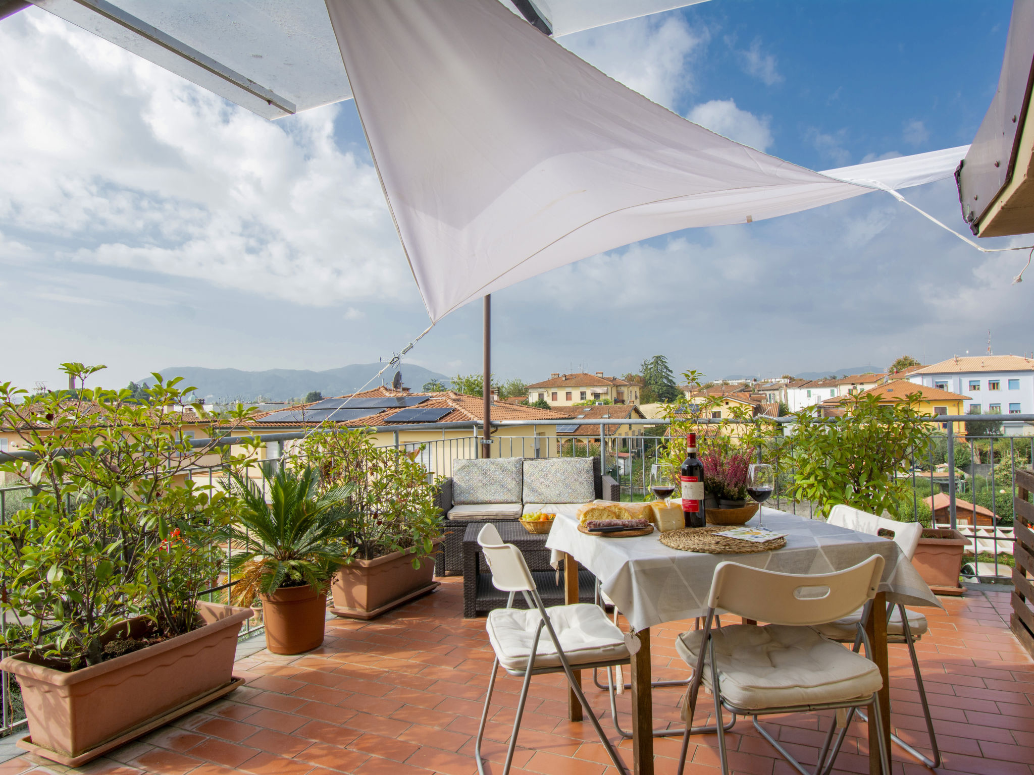 La Rondine (LUU280) Apartment in Lucca