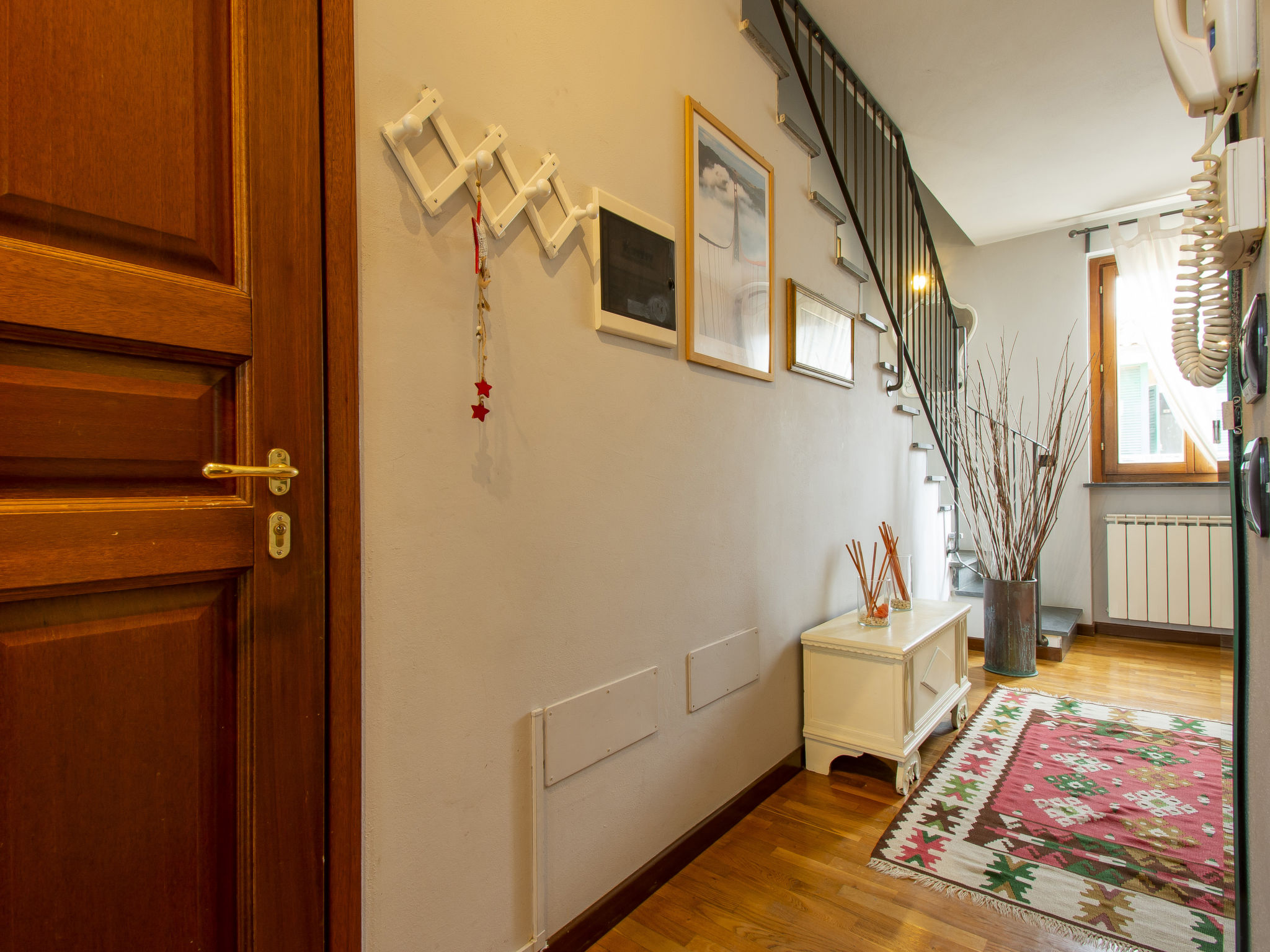 Photo of La Rondine (LUU280)