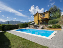 Ruim vakantiehuis met privézwembad en omheinde tuin bij Castelnuovo di Garfagnana - thumbnail 4