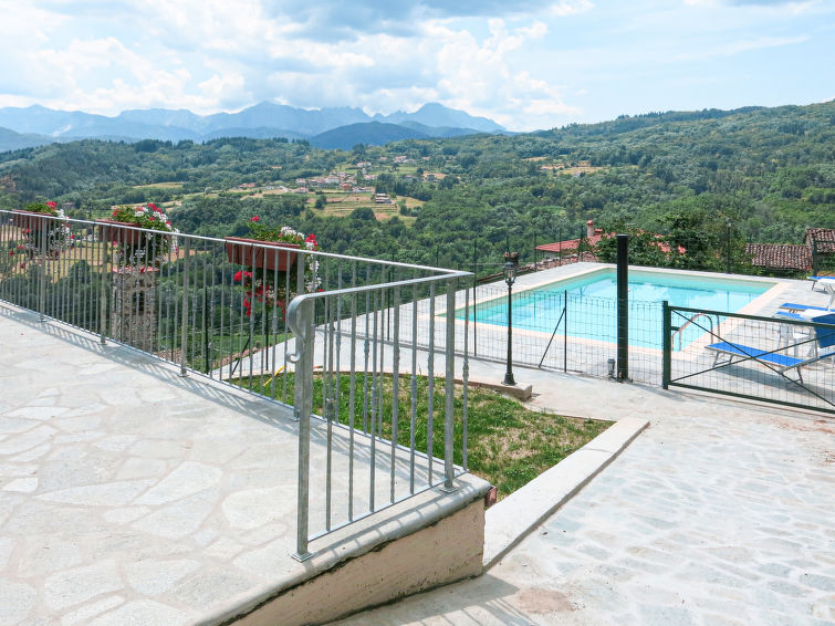 Search and Stay destination Magnano, Toscana - Italy from AU$ 108. Capanna (CNG175)