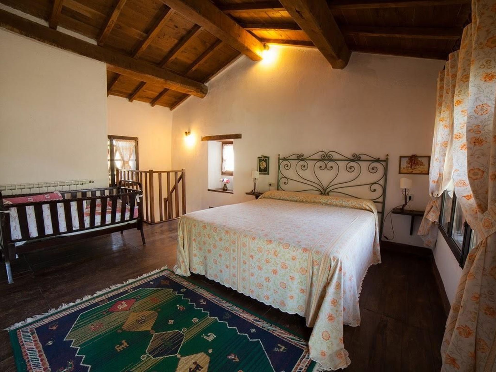 In Vergemoli mit Schönem Kamin-Binnen