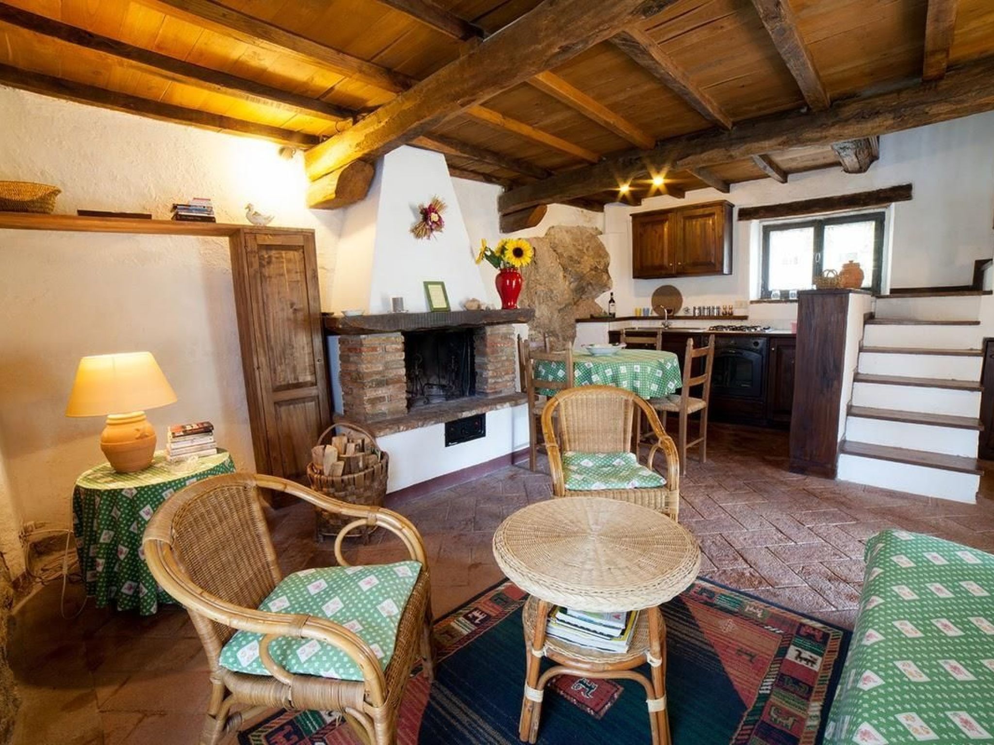 In Vergemoli mit Schönem Kamin-Binnen