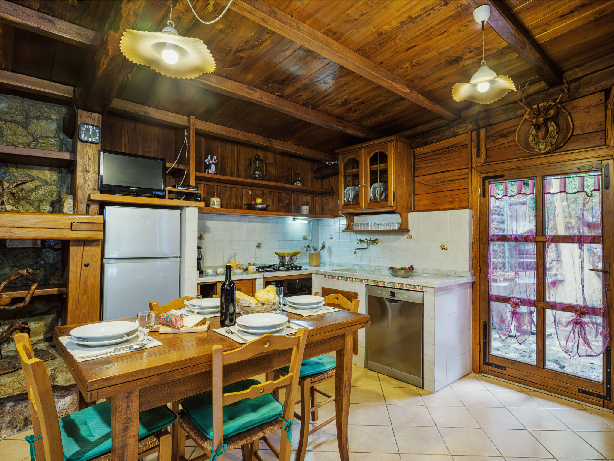 Kitchen / Dining Room