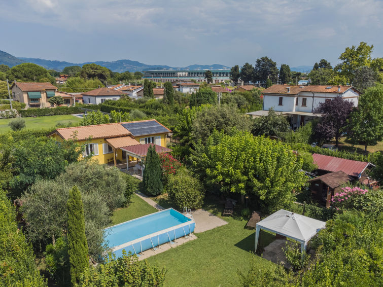 Casina del Sole: Vrijstaand vakantiehuis nabij centrum Lido di Camaiore in Lido di Camaiore