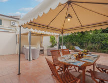 Holiday home Rosa