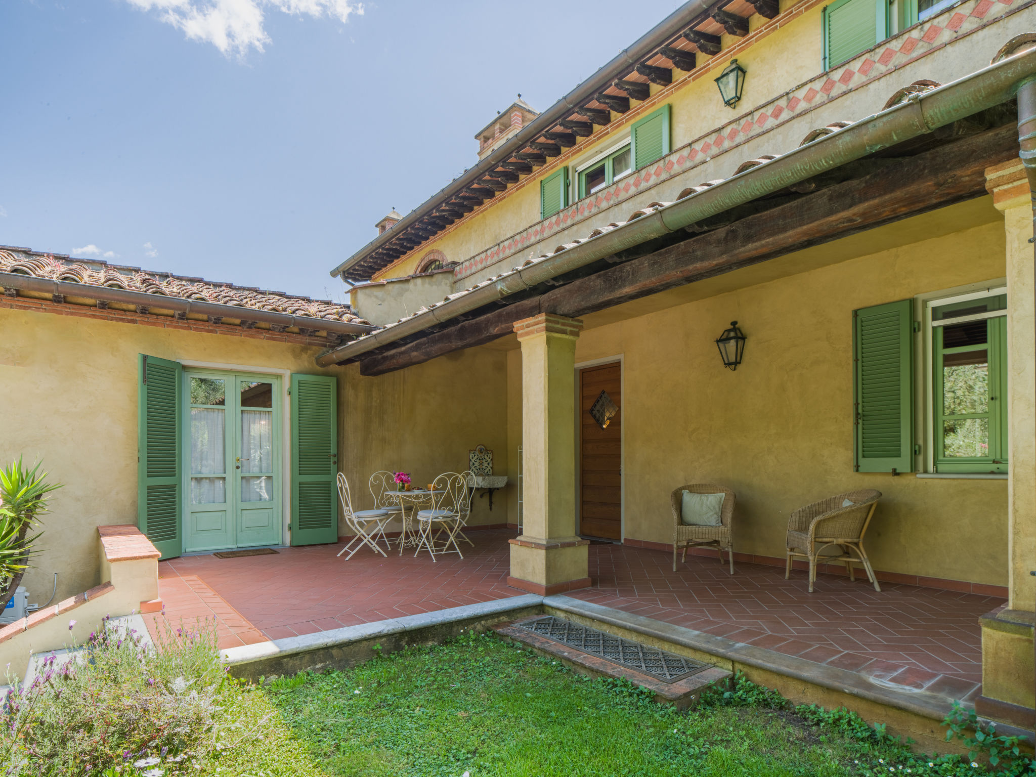 Il Casale-Outside