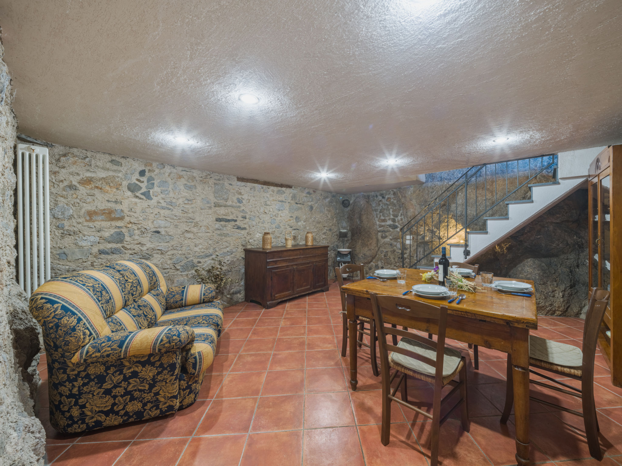 Casa Rubina-Inside