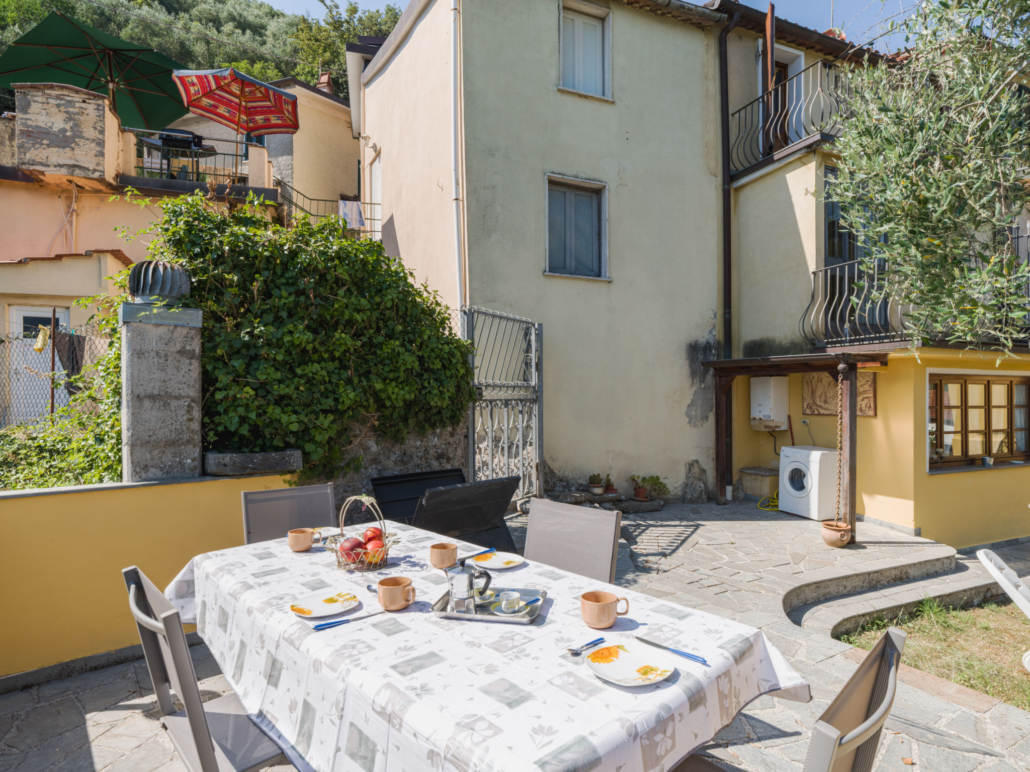 Casa Rubina-Outside