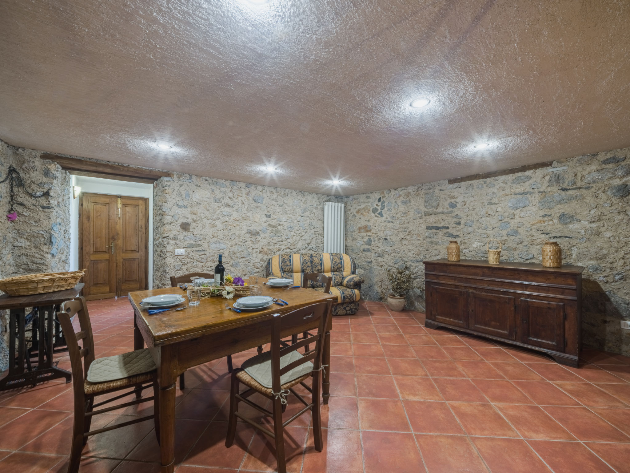 Casa Rubina-Inside