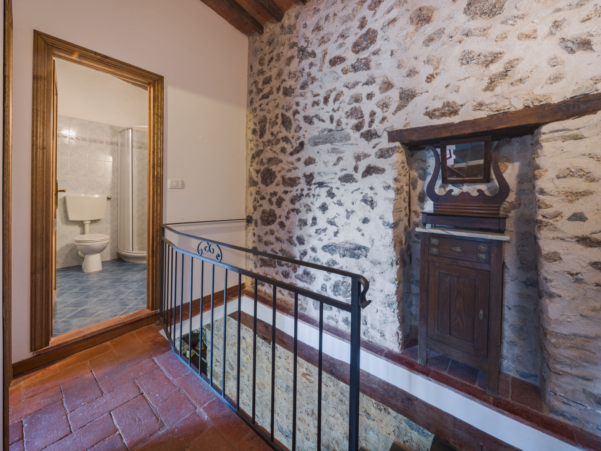 Casa Rubina-Inside