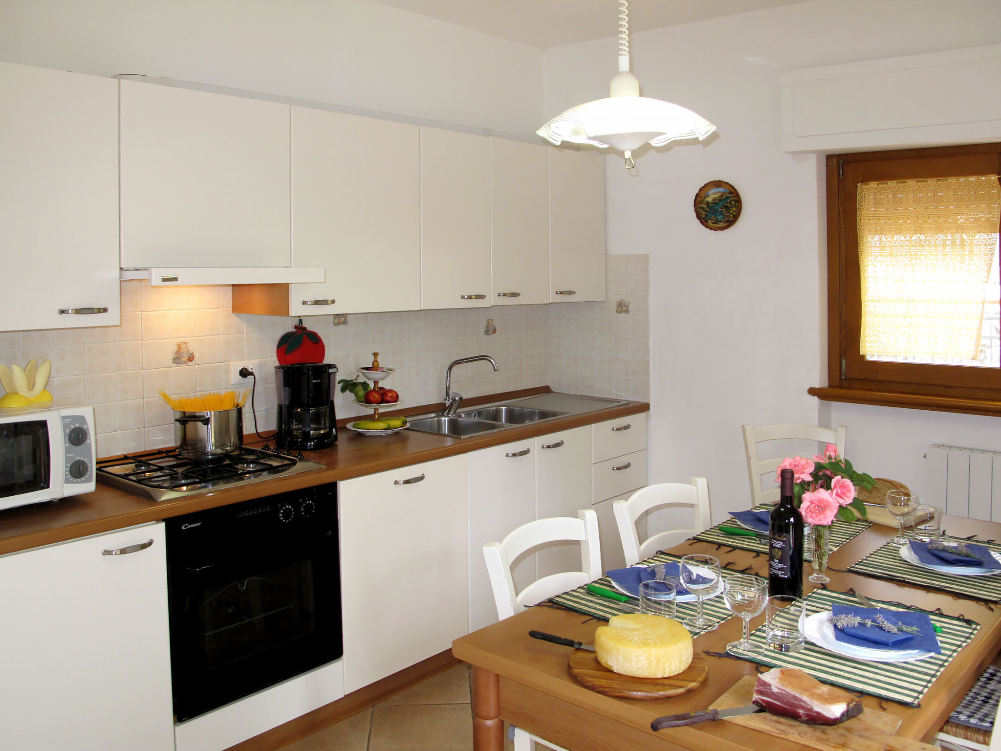 Appartement Cristina – Cuisine et coin repas, photo 7 sur 21