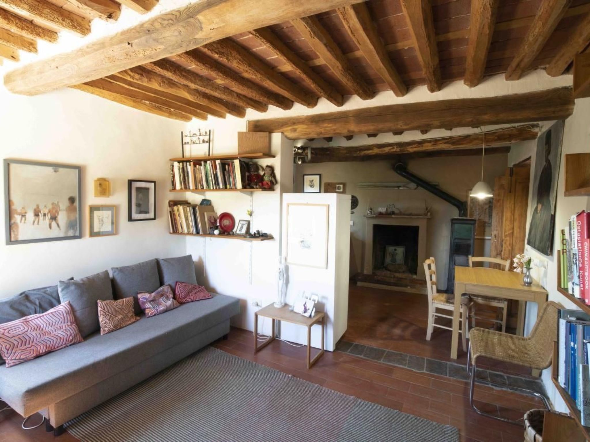 Artist's hill-Binnen