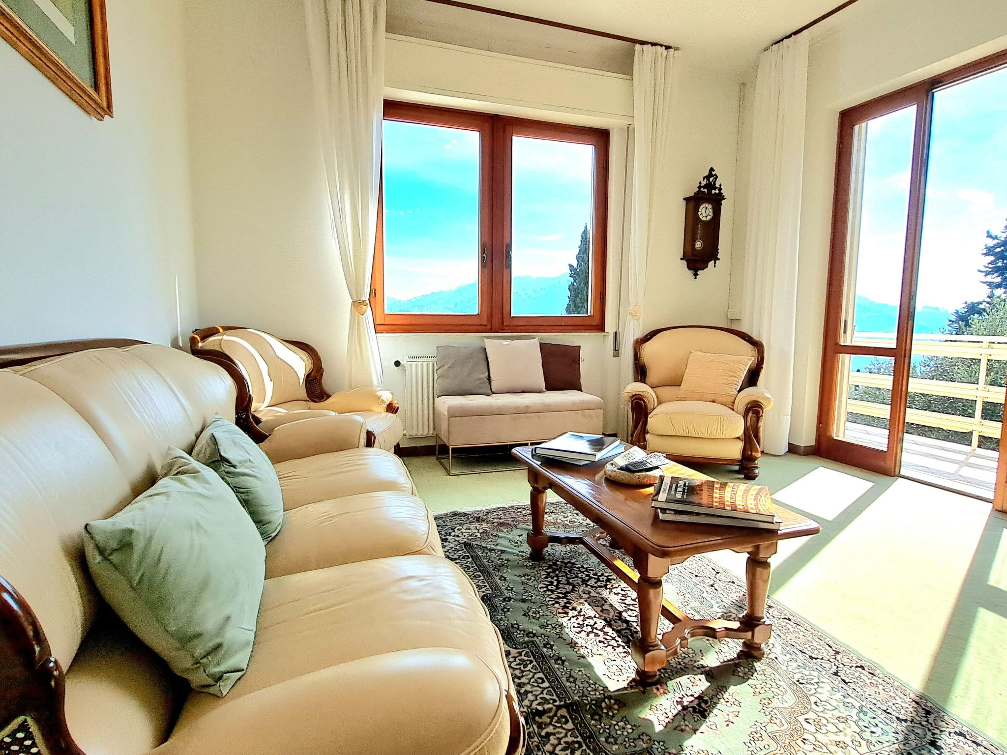 Hill Palace Villa-Inside