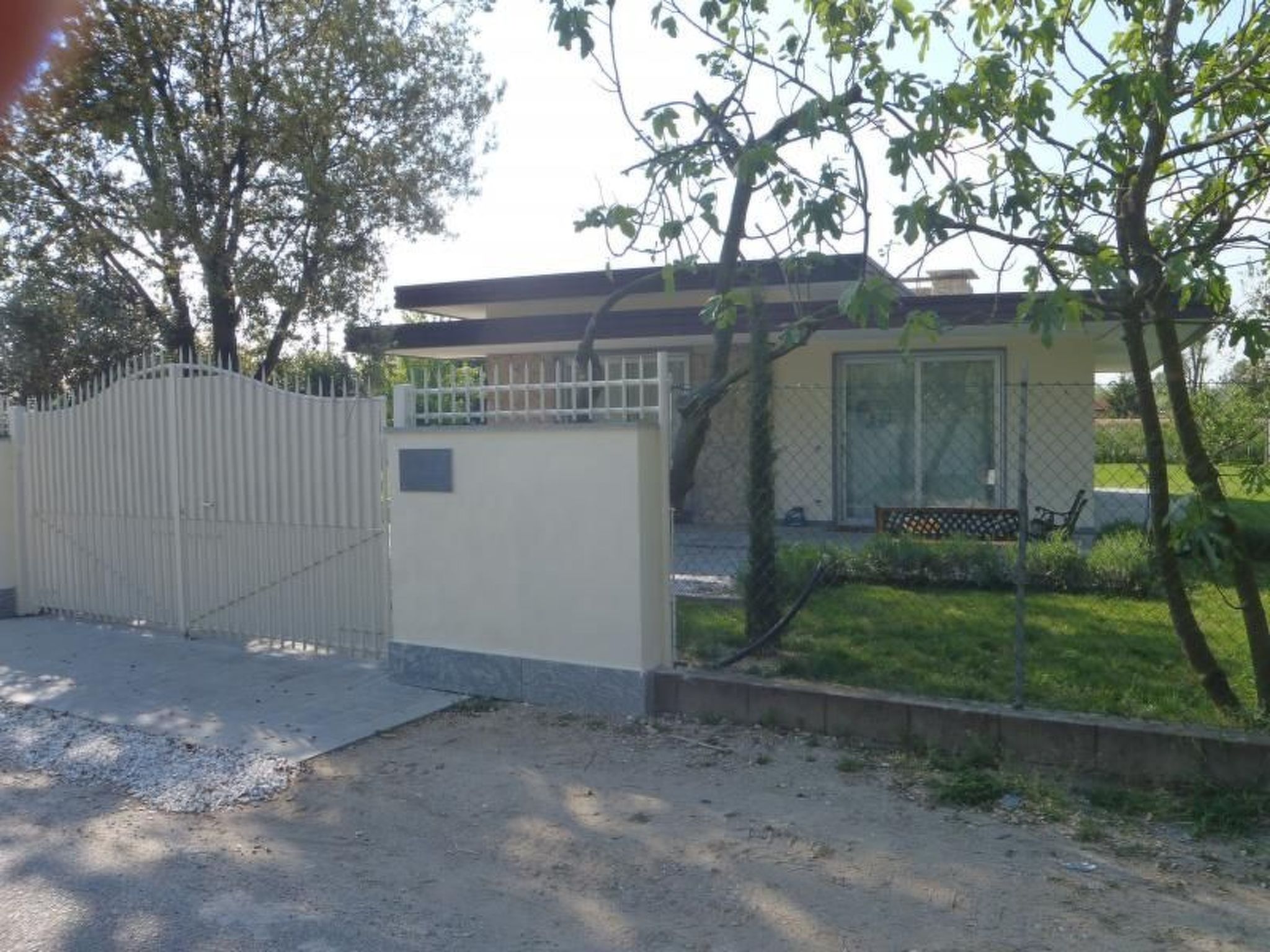 Mit Garten, Grill und Terrasse-Draußen