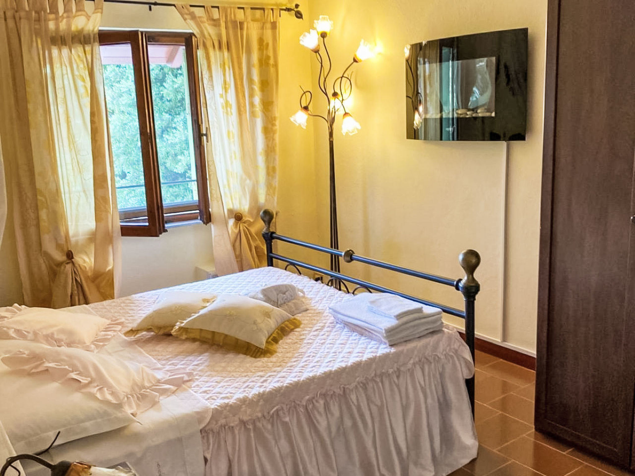Schönes Ferienhaus in Camaiore mit Privatem Pool - Binnen