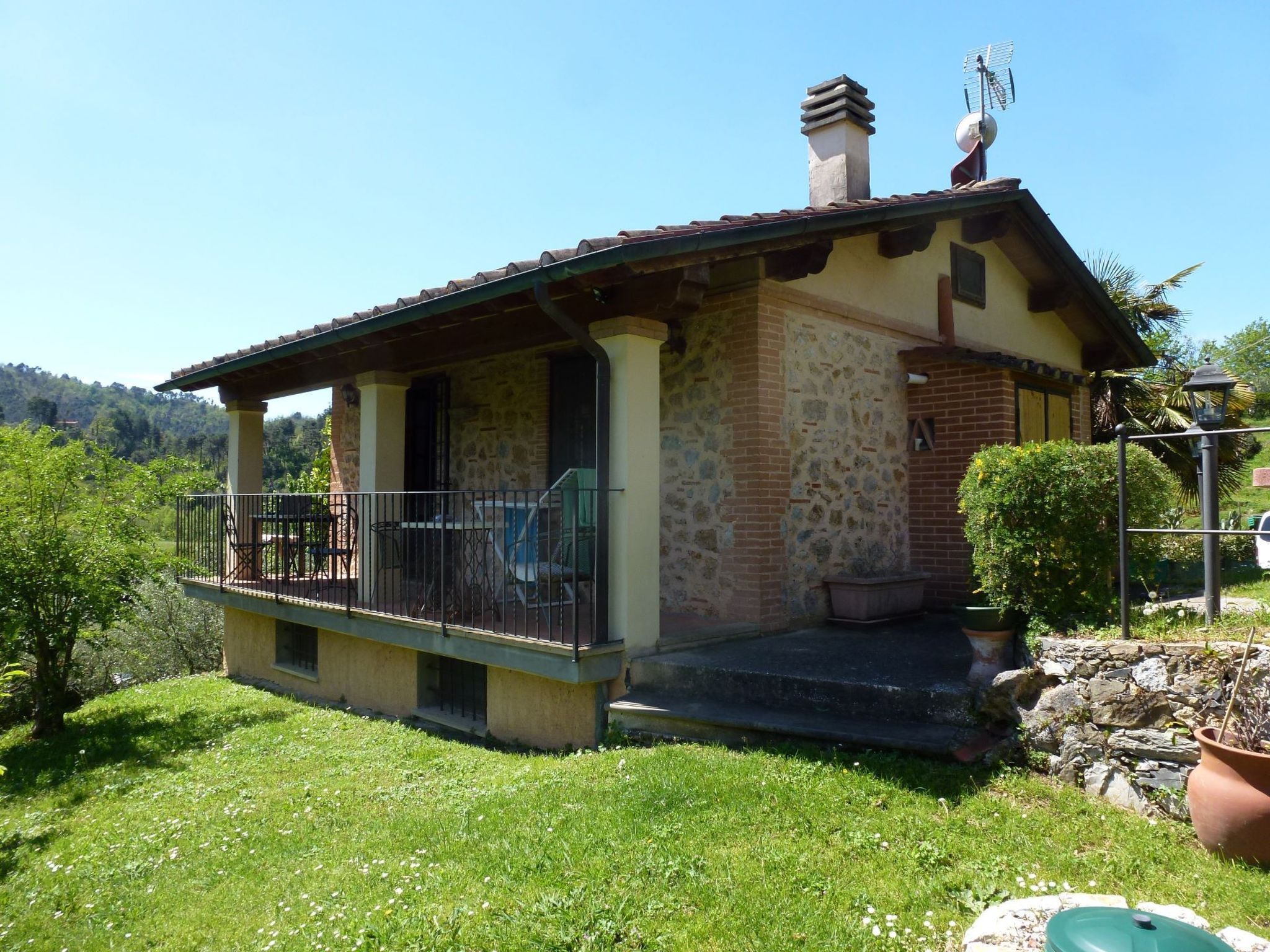 Rustico in schöner ruhigen Lage mit privatem Pool und großem Garten. - Image-tags.info