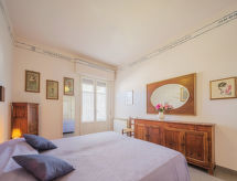 Centraal appartement in Viareggio, op loopafstand van strand en boulevard - thumbnail 6