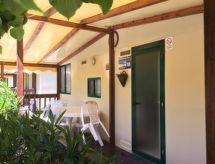 Charmantes Haus in Viareggio mit Gemeinschaftspool