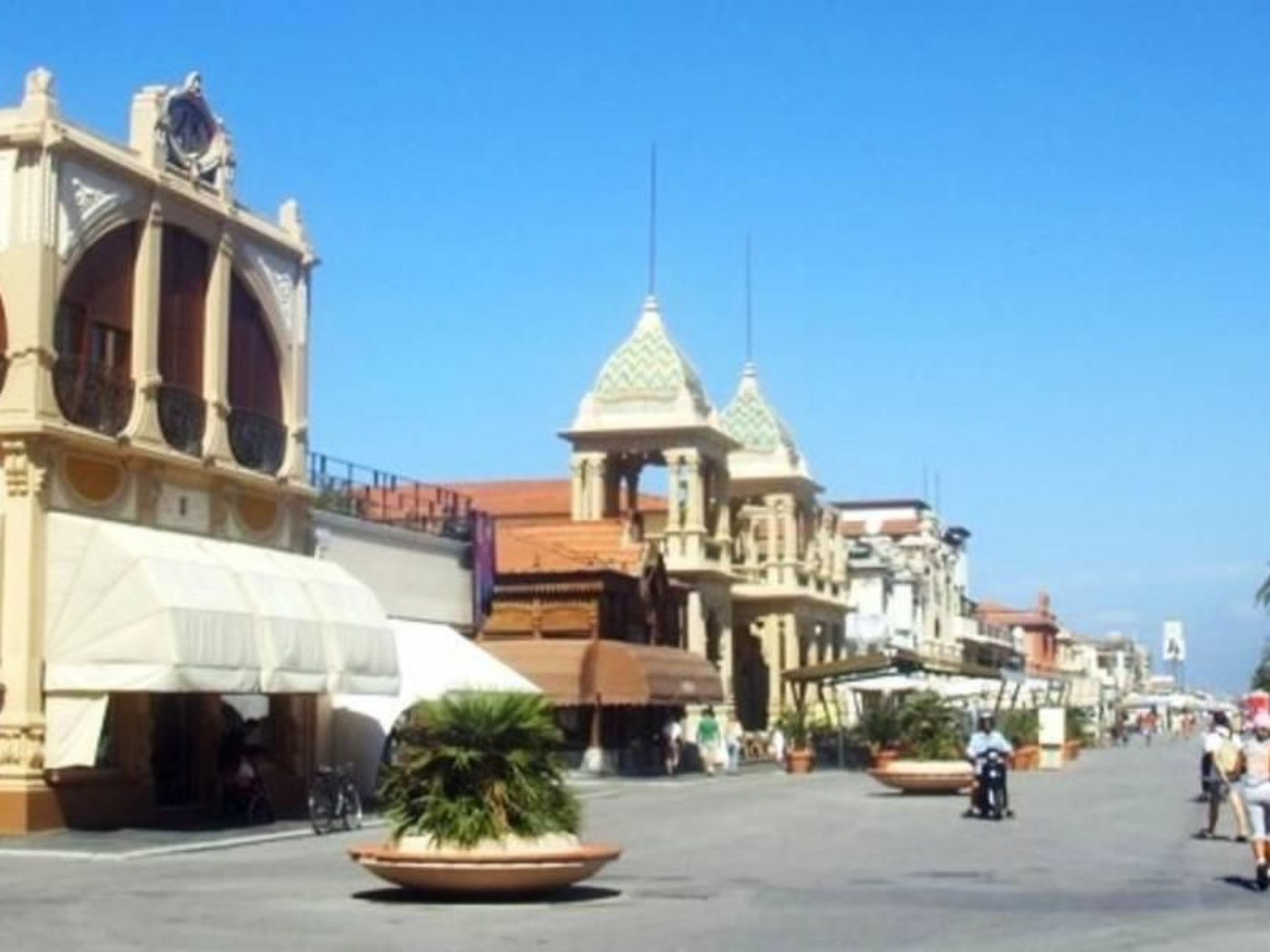 Wohnung in Viareggio mit Privatparkplatz-Image-tags.info