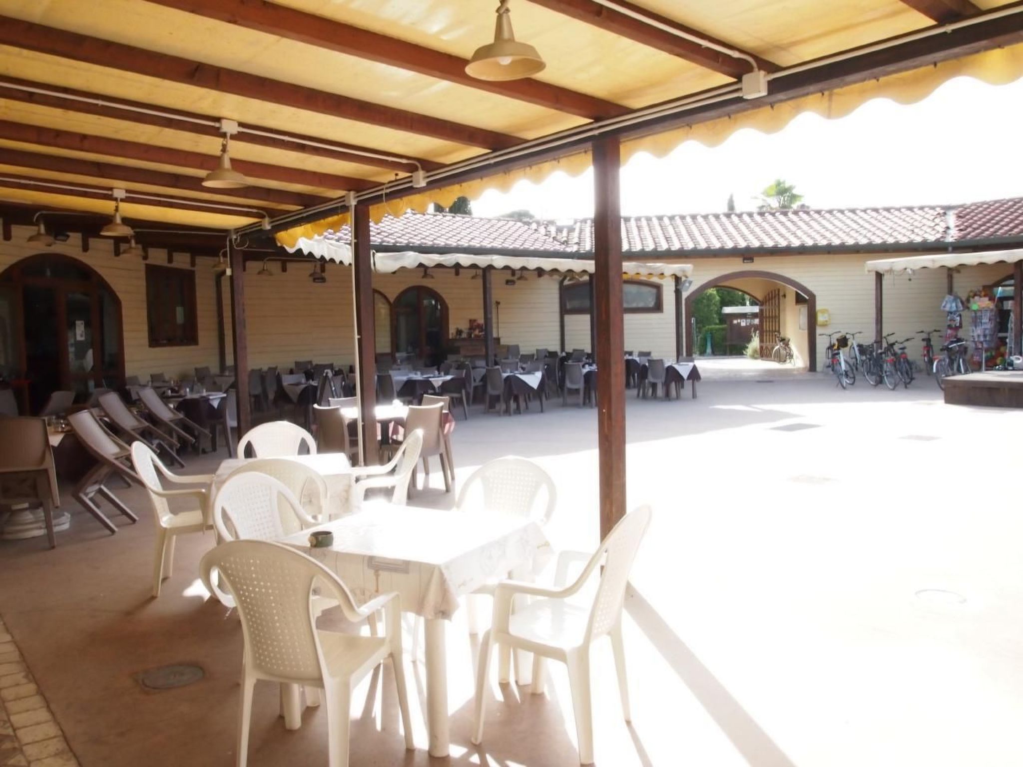 Wunderschönes Ferienhaus in Viareggio in der Nähe von Meer und Pisa-Image-tags.info