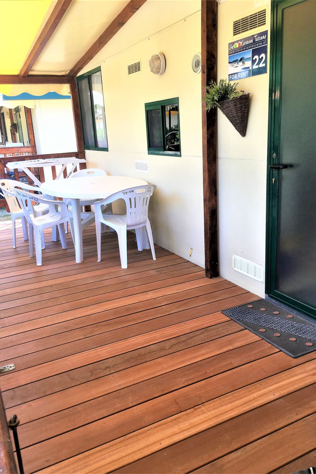 In Viareggio mit Gemeinschaftspool