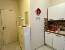 Elegant appartement op steenworp van zee in Viareggio - thumbnail 2